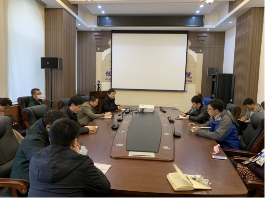 成人在线
2020年度大一项目计划指导教师工作动员会766.png